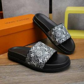 Picture of LV Slippers _SKU487954747921938